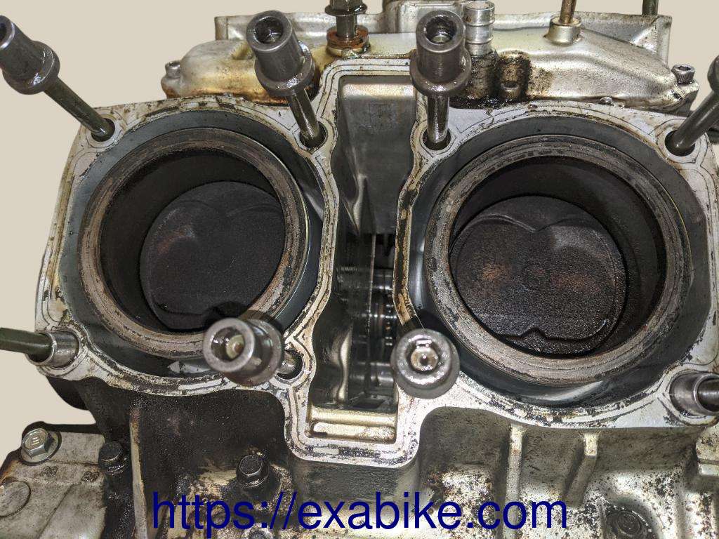 engine block Yamaha XVZ 1300 Royal Star - photo 5