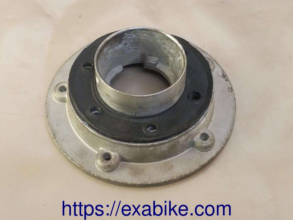 base du bouchon de réservoir Aprilia RS 125 - photo 2