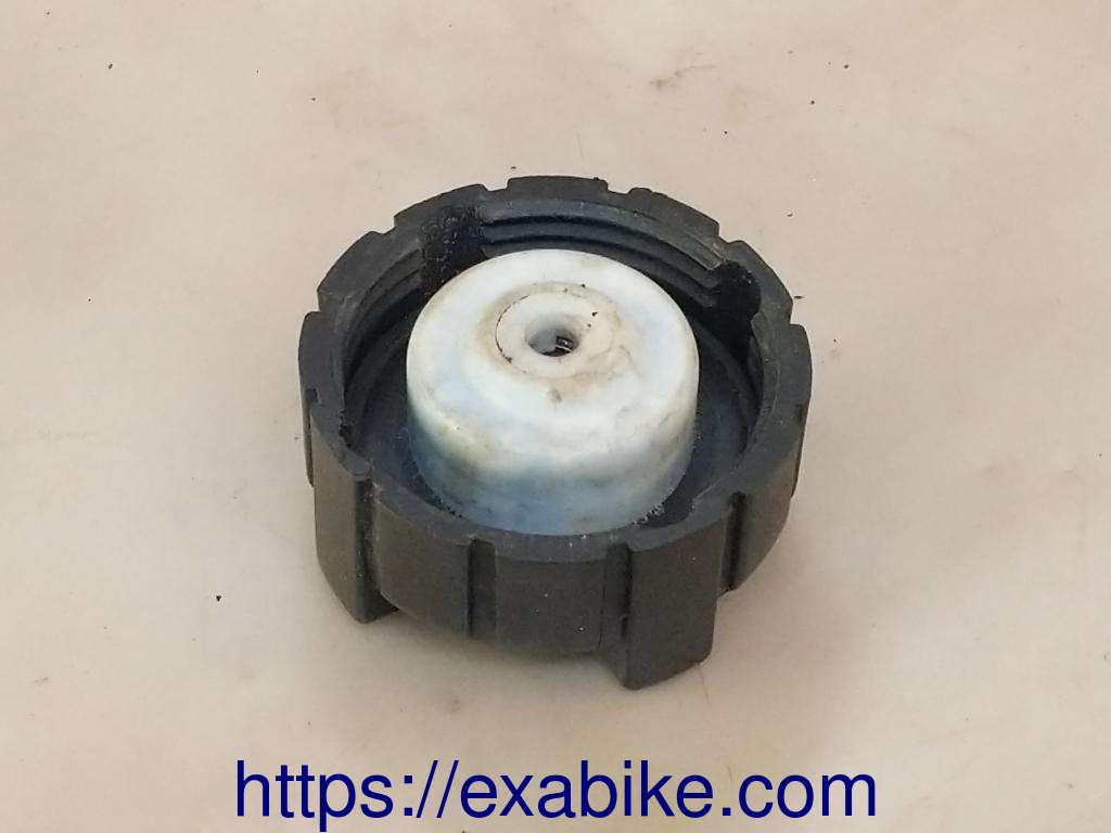 bouchon du radiateur Aprilia RS 125 - photo 2