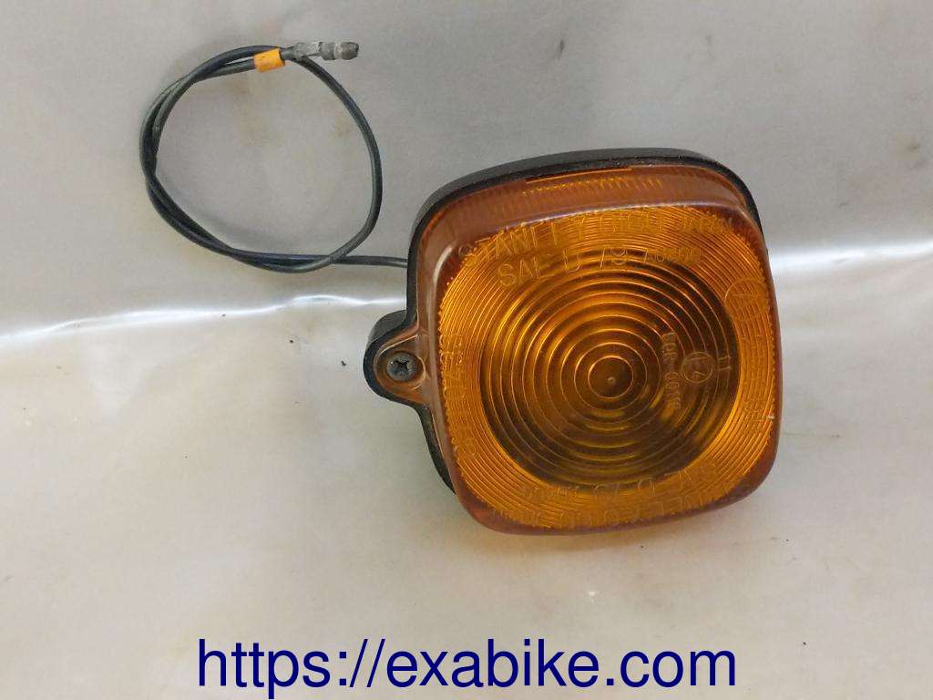 turn signal, front Honda XLS 125 - photo 1