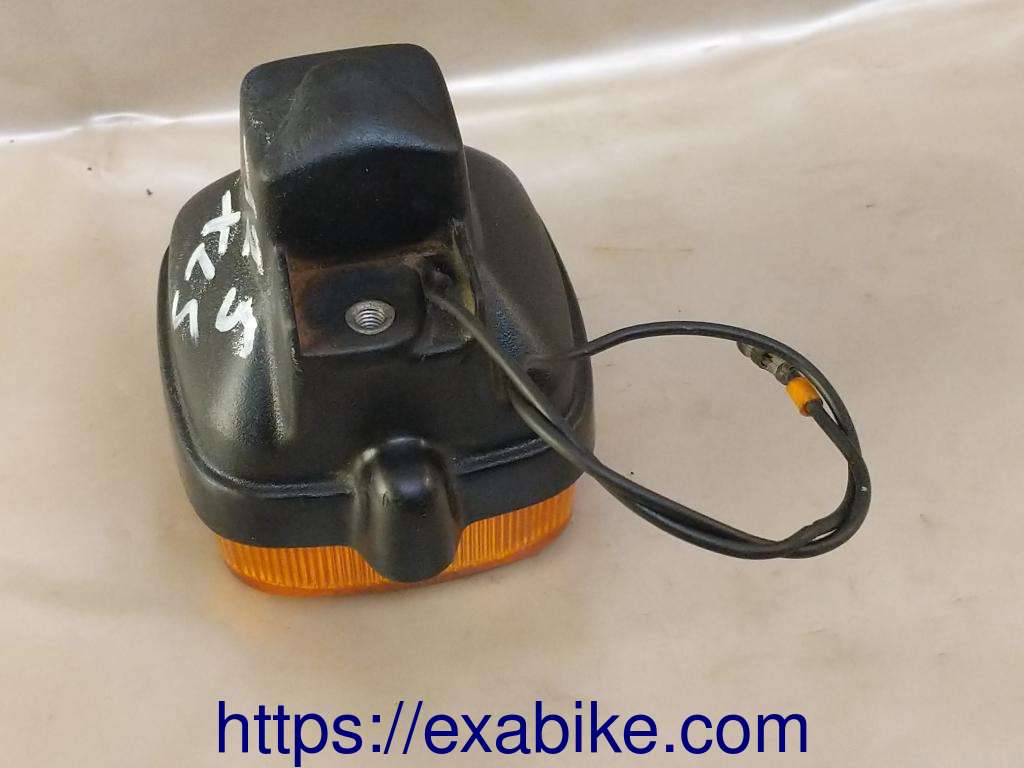 turn signal, front Honda XLS 125 - photo 2