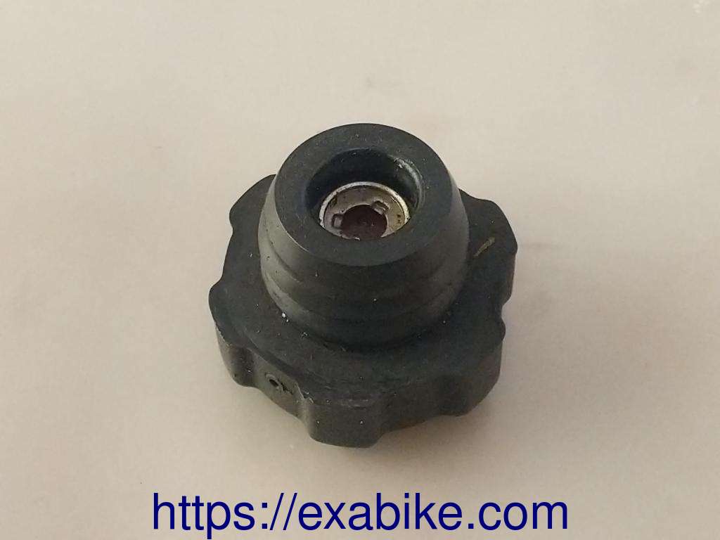 oil cap Honda PX 50 - photo 2