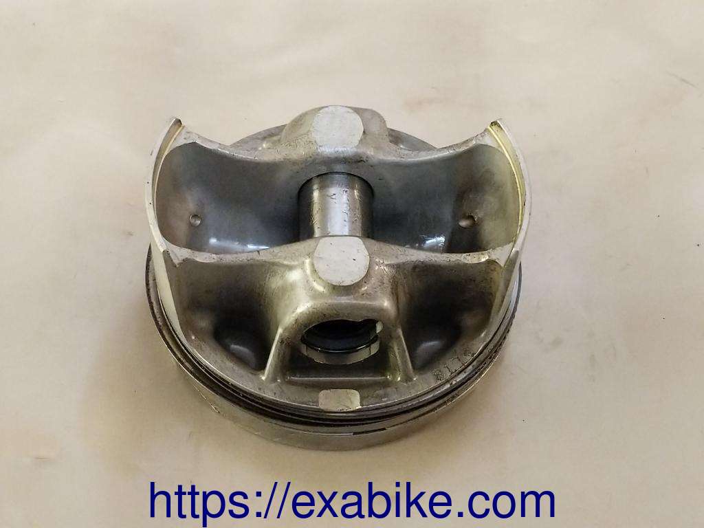piston Suzuki GSXR 1000 - photo 3