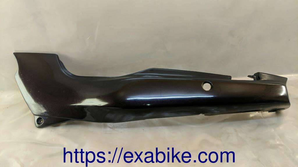 flanc de carénage arrière gauche Kawasaki GPZ 500 - photo 1