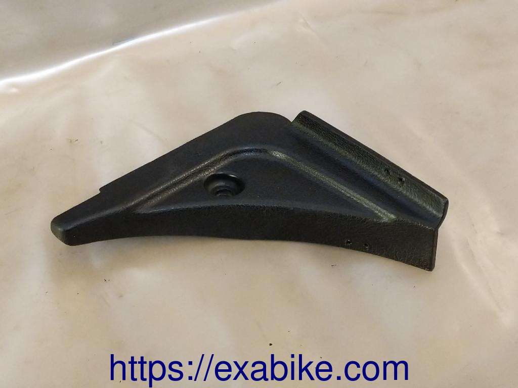 plastic element Kawasaki GPZ 500 - photo 1