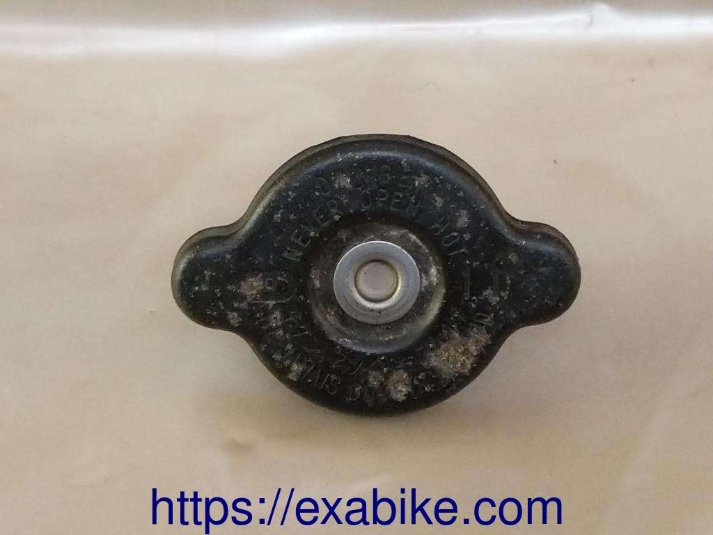 radiator cap Kawasaki GPZ 500 - photo 1