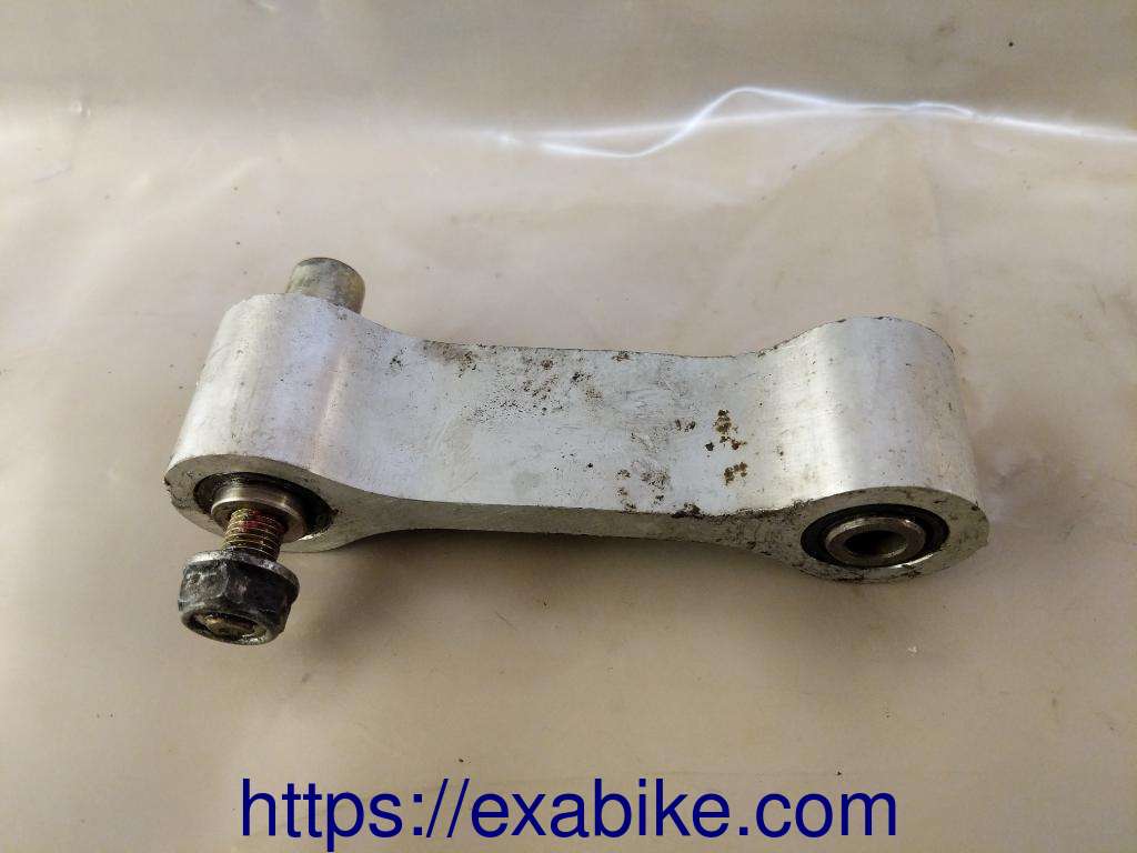 swingarm connecting Honda CBR 1100 XX - photo 1