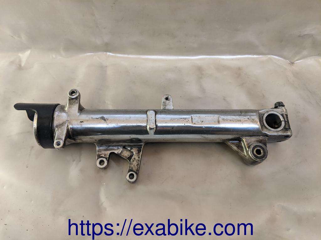 lower fork case, left Honda CBR 1100 XX - photo 2