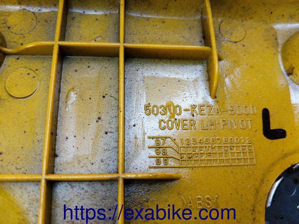cowl, left DAELIM VT 125 - photo 3