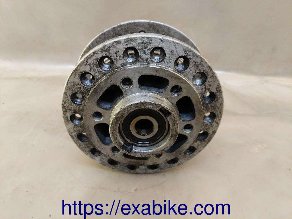 front wheel hub Suzuki Marauder 125 - photo 2