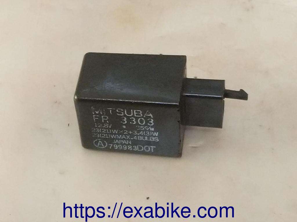 turn signal relay Honda VT500C - photo 1