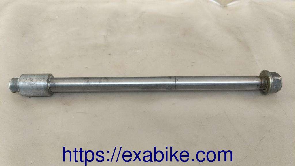 axe de roue arrière Honda VT500C - photo 1