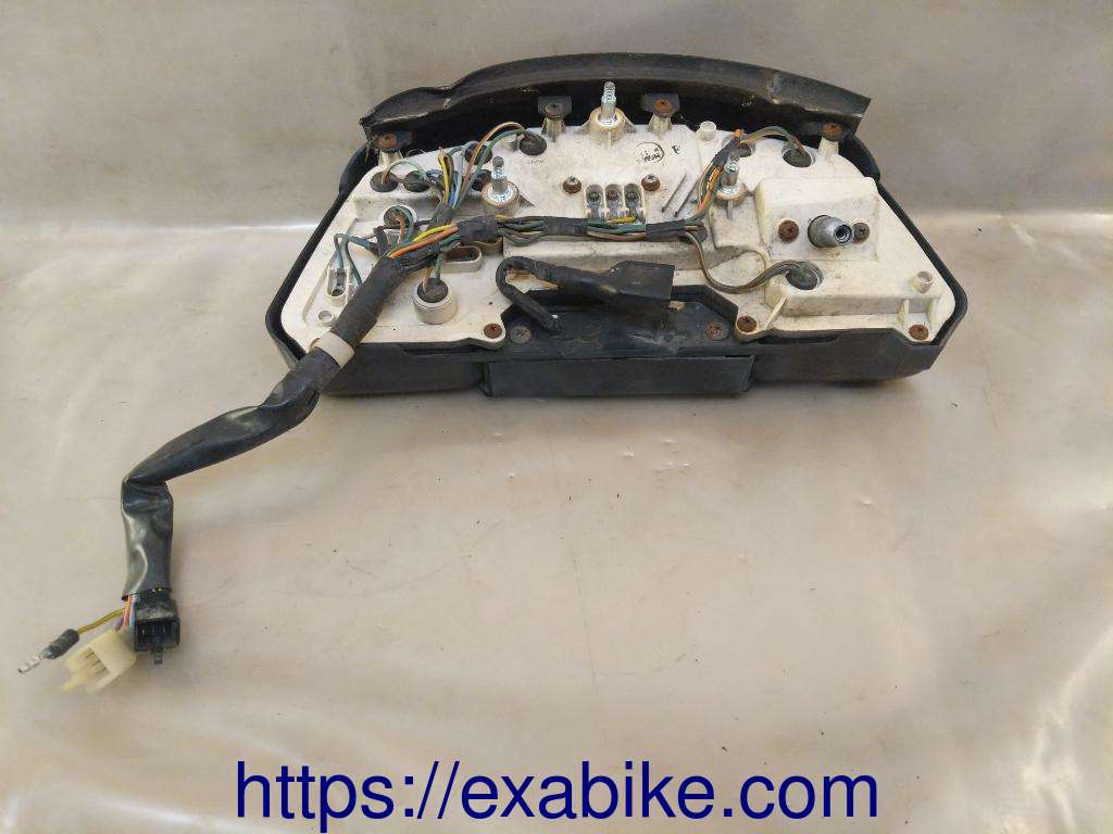 dashboard Honda VFR 750 - photo 3