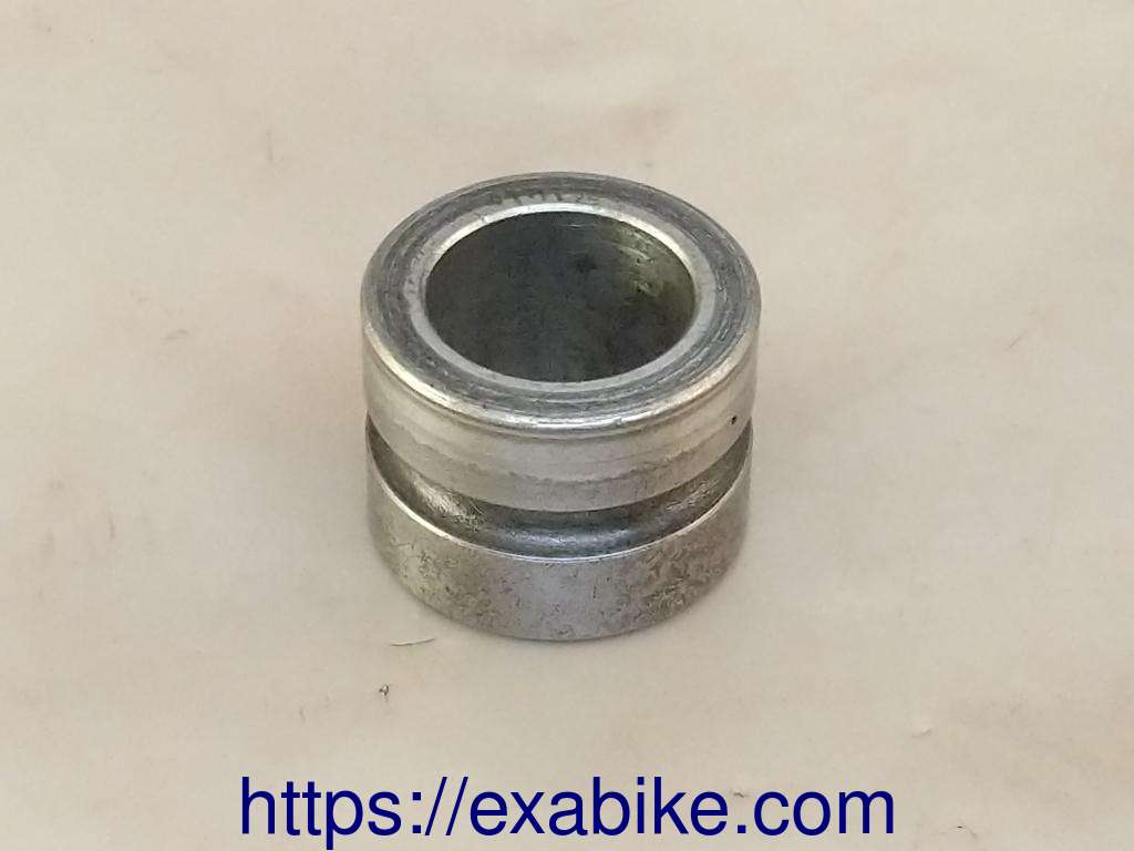 wheel spacer, rear Honda VFR 750 - photo 1