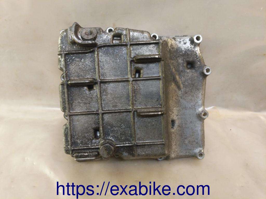 oil pan Honda VFR 750 - photo 1