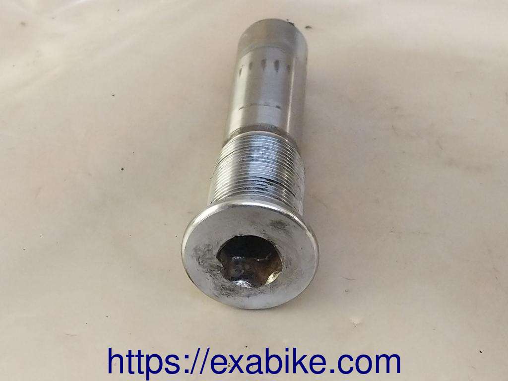 pivot de bras oscillant Honda VFR 750 - photo 2