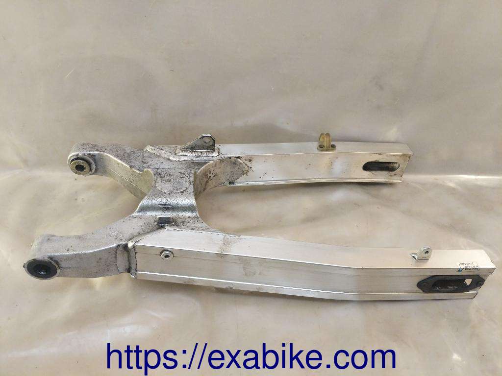 swingarm Honda VFR 750 - photo 2