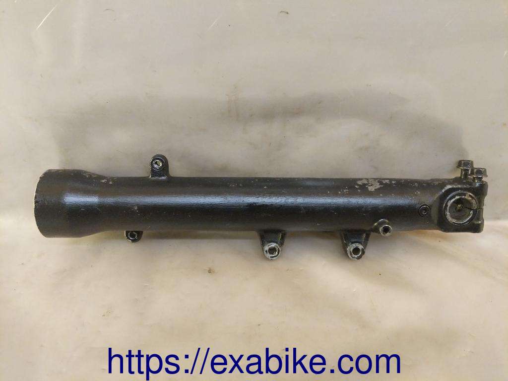 lower fork case, right Honda VFR 750 - photo 1