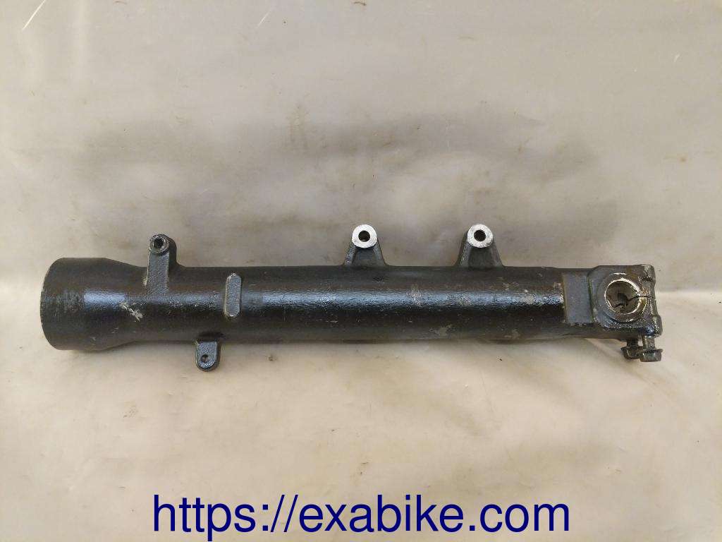 lower fork case, right Honda VFR 750 - photo 2