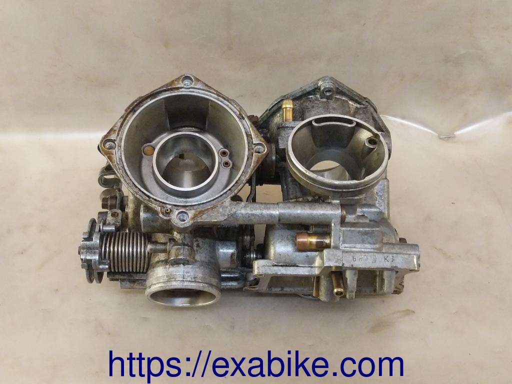 corps de carburateur Honda VT500C - photo 1