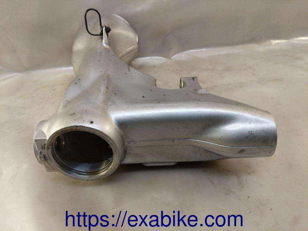 swingarm BMW R1150R - photo 4