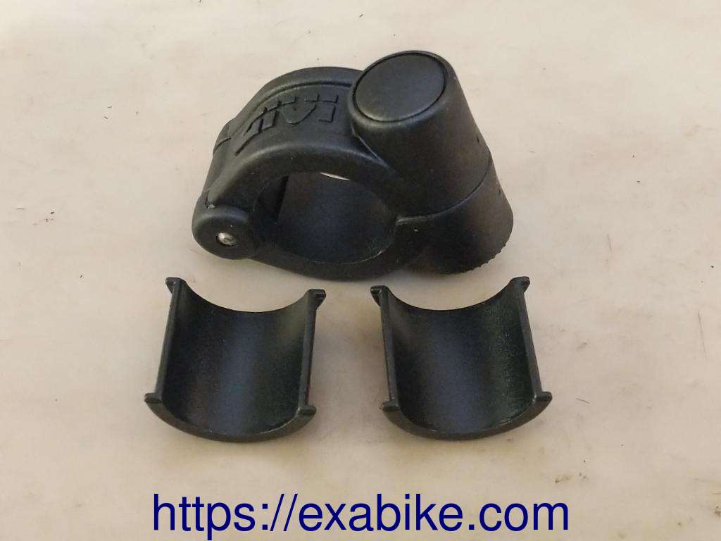 élément de fixation de bulle Givi Accessoire piece à adapter - photo 1