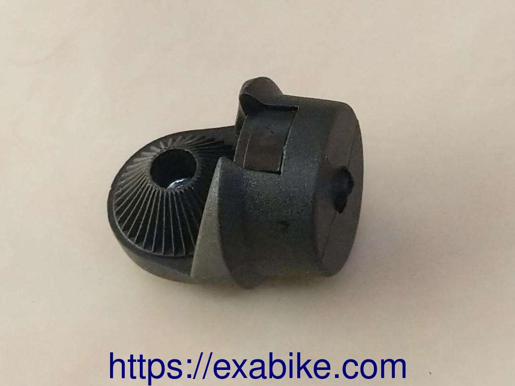 élément de fixation de bulle Givi Accessoire piece à adapter - photo 1