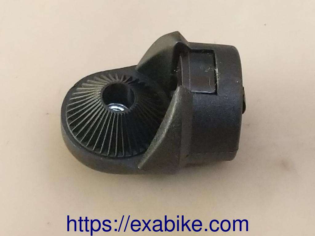 élément de fixation de bulle Givi Accessoire piece à adapter - photo 1