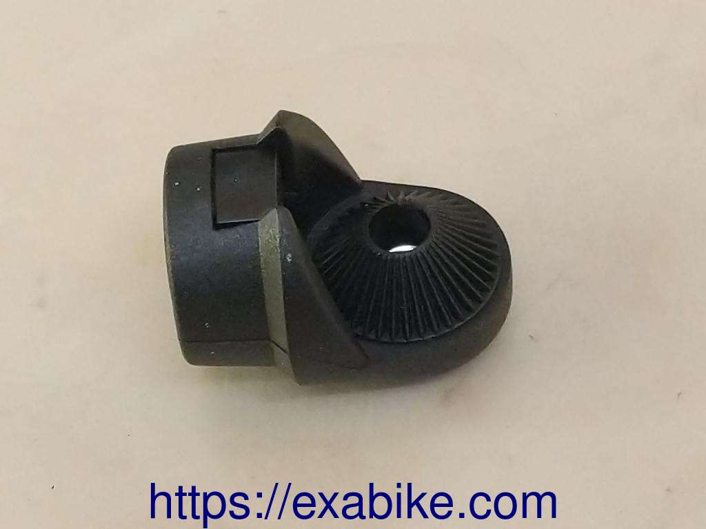 élément de fixation de bulle Givi Accessoire piece à adapter - photo 1