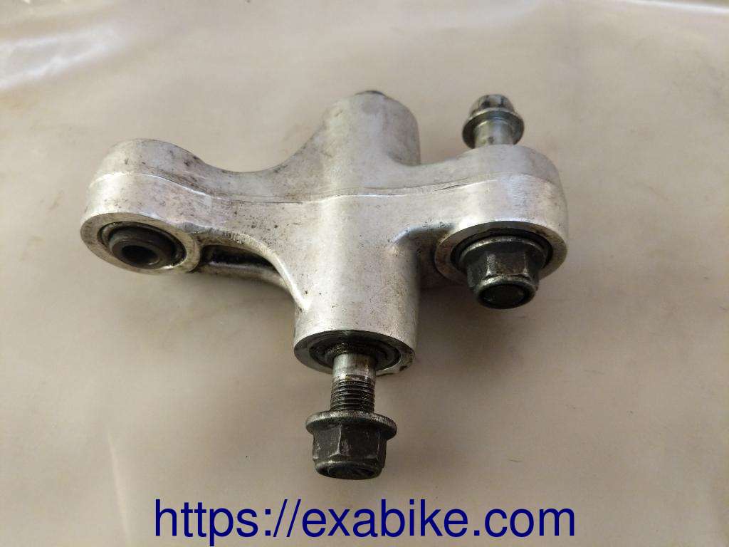 swingarm connecting Suzuki 600 Bandit - photo 2