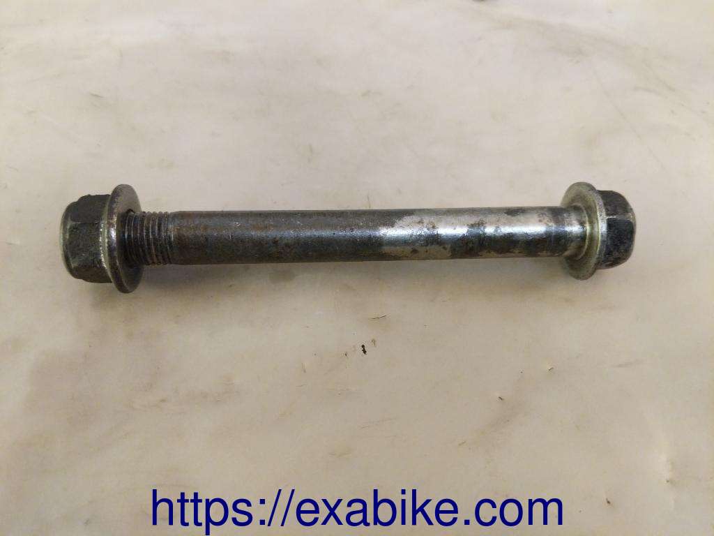 swingarm connecting bolt Suzuki 600 Bandit - photo 1