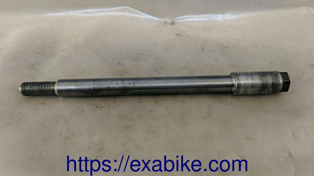 wheel axle, front Honda VT500C - photo 1