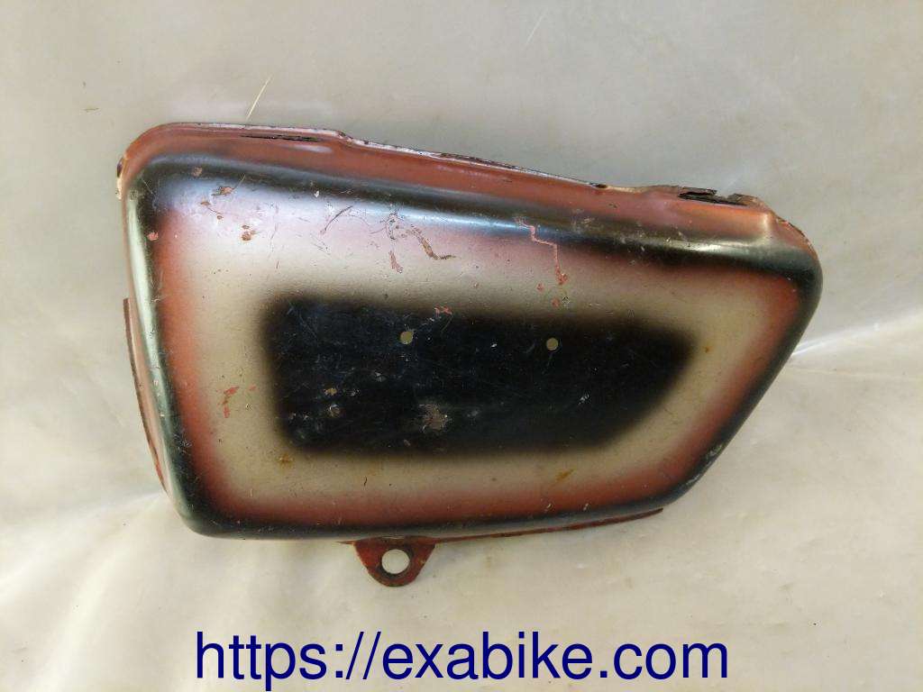 cache latéral gauche Yamaha XS 650 - photo 1
