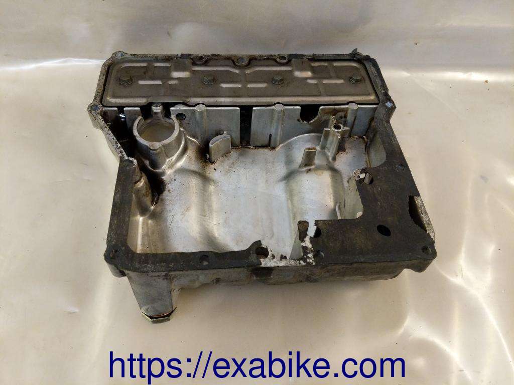 carter d'huile Yamaha FZR 1000 - photo 2