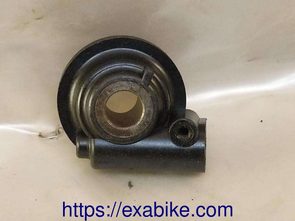 speedometer gear Suzuki GS 500 - photo 1
