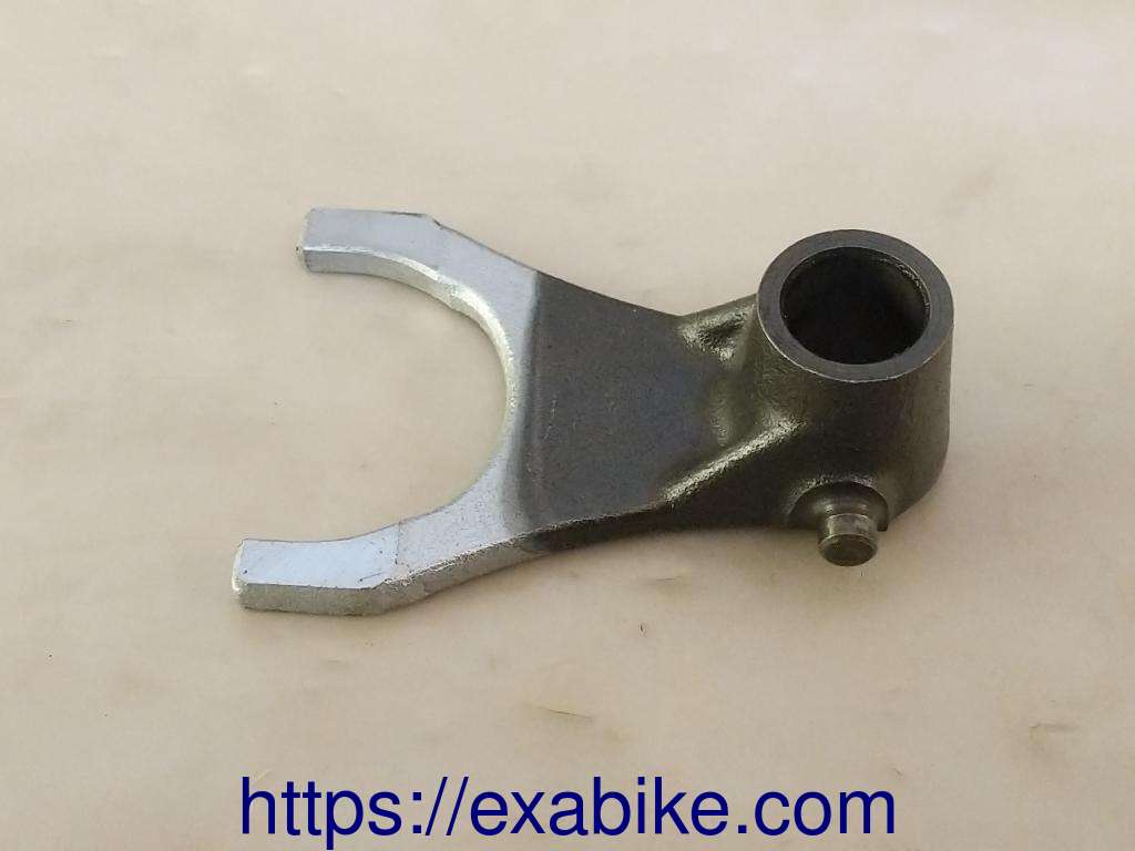 gearshift fork Suzuki 600 Bandit - photo 1