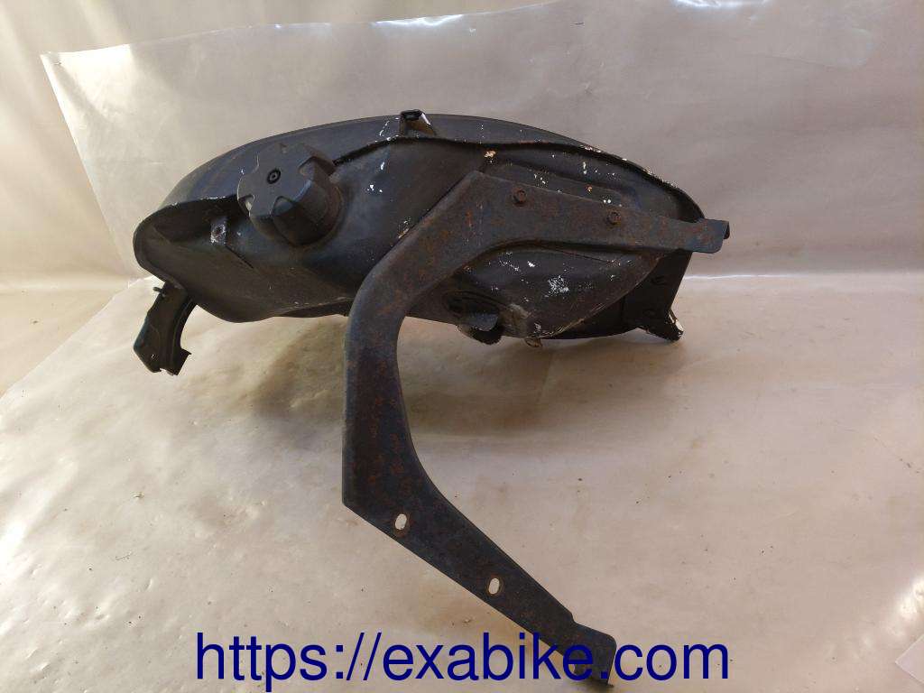 1/2 fuel tank Suzuki DR 750 - photo 2