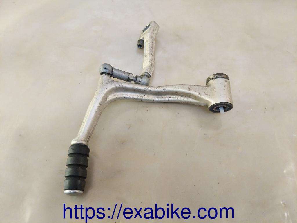 gear change pedal BMW R1100R - photo 1