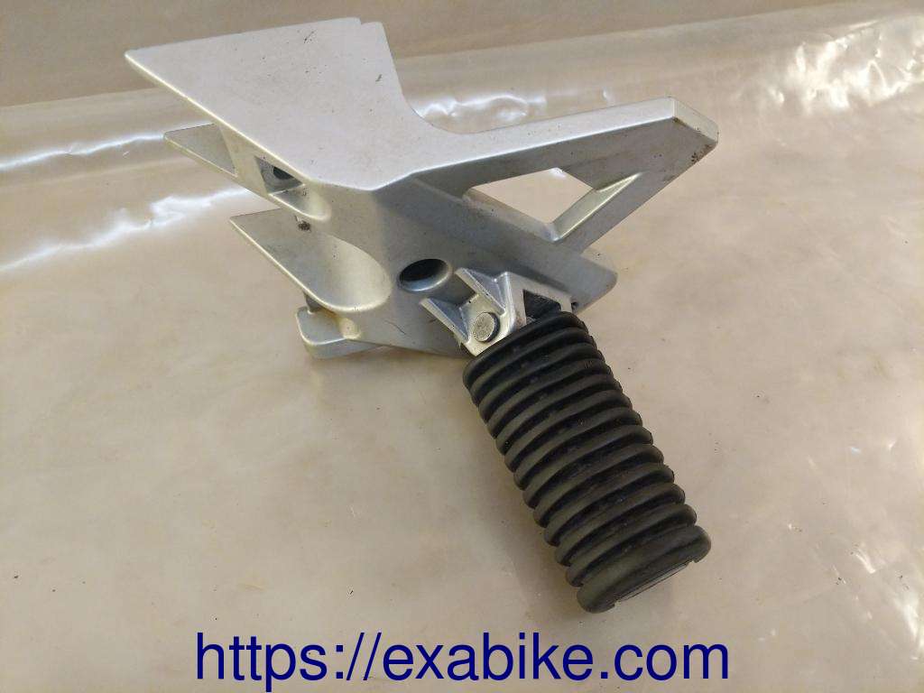 footrest plate, front left BMW R1100R - photo 1