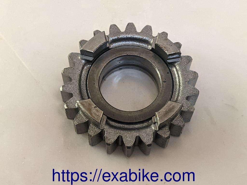 transmission gear Suzuki 600 Bandit - photo 1