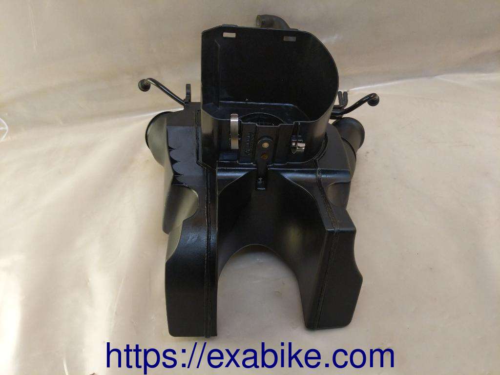 air cleaner box BMW R1100R - photo 3
