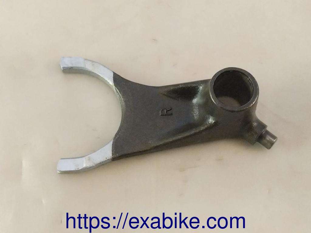 fourchette de boite Honda XLR 600 - photo 1