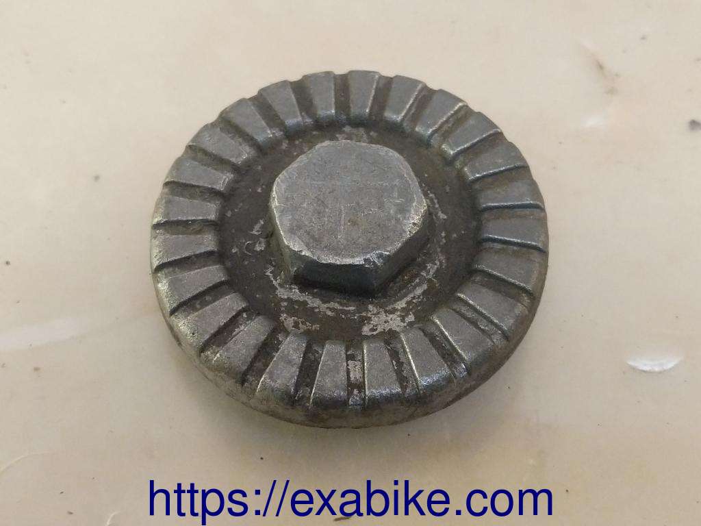engine cap Yamaha SR 250 SE - photo 1