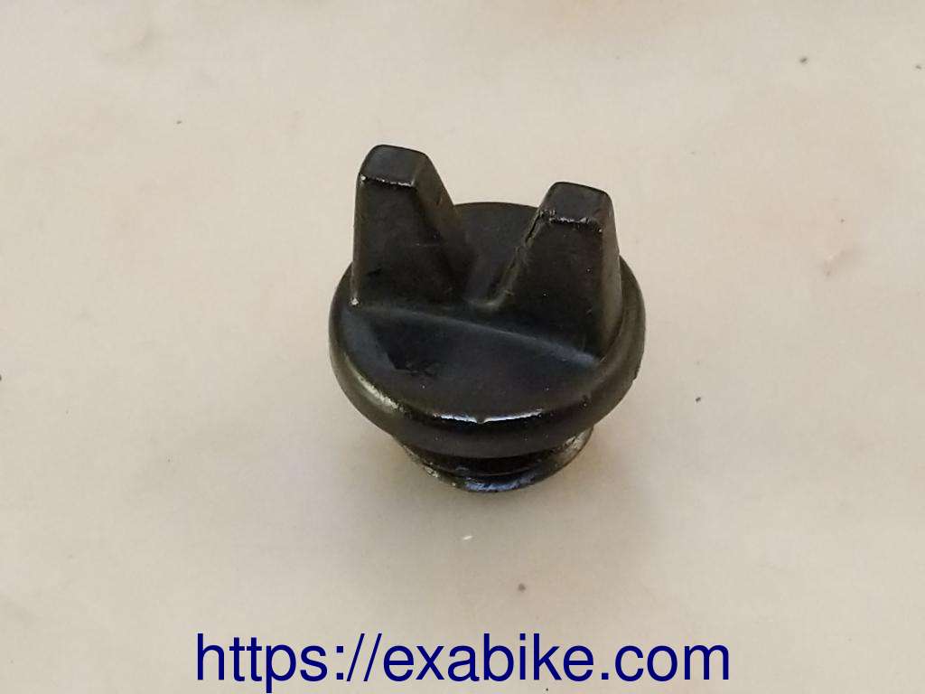 oil cap Yamaha SR 250 SE - photo 1