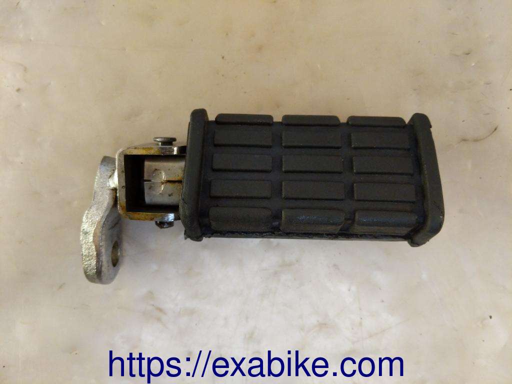 footrest, rear right Yamaha XV 750 Virago - photo 1