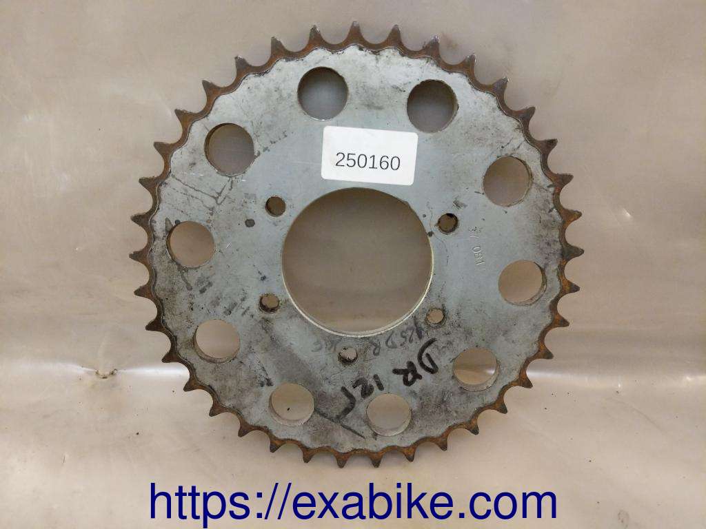 rear sprocket Suzuki DR 125 - photo 1
