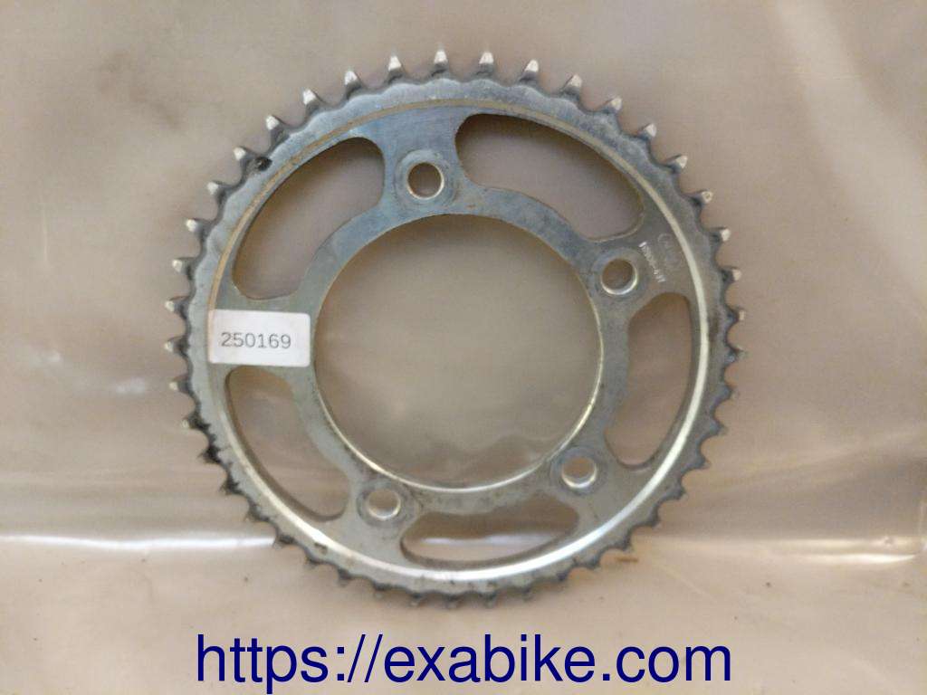 rear sprocket Honda VTR 1000 - photo 1