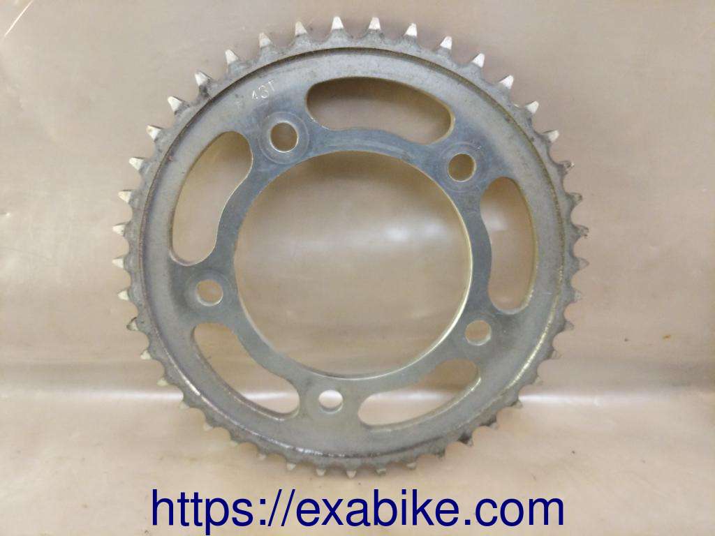 rear sprocket Honda CBR 600 - photo 1