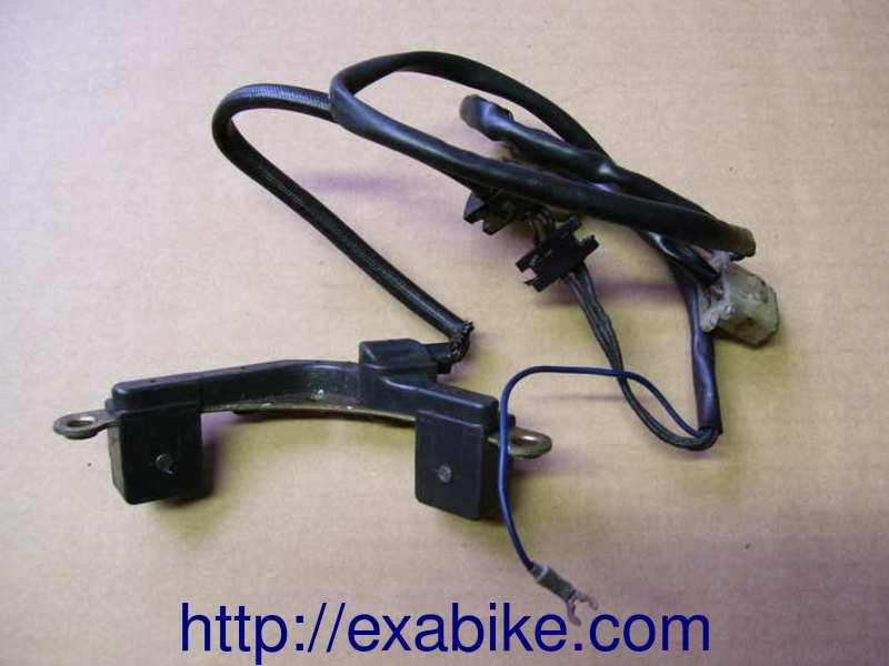 pulse generator Yamaha XZ 550 - photo 1