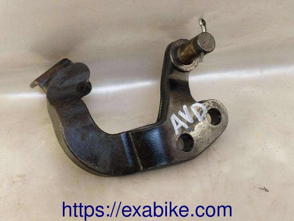 support repose_pied avant droit Yamaha XT 600 - photo 2